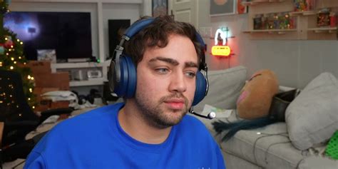 Twitch Streamers Mizkif and Maya Accused of Covering Up Sexual Ass.
